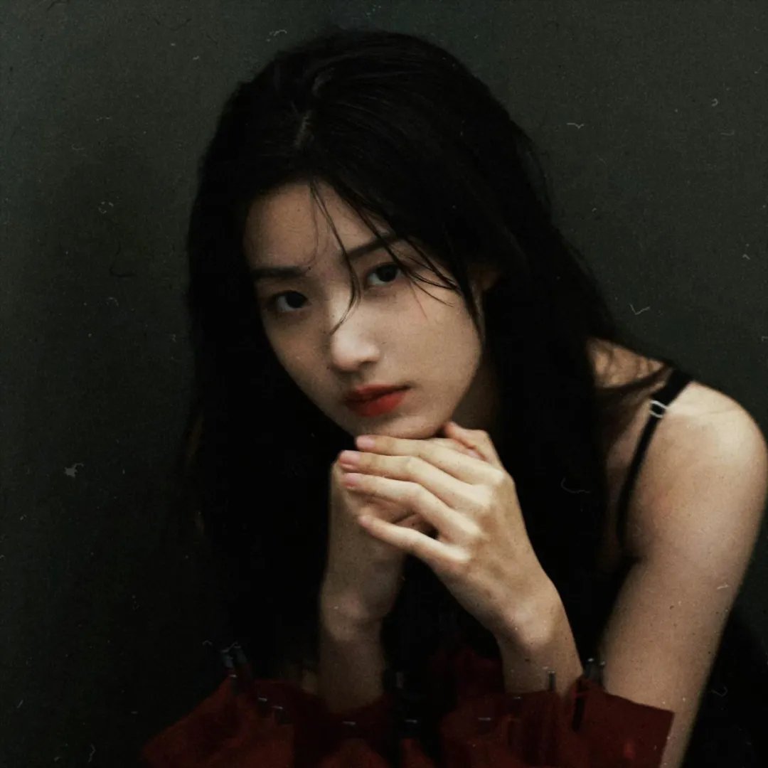 少女龙婆